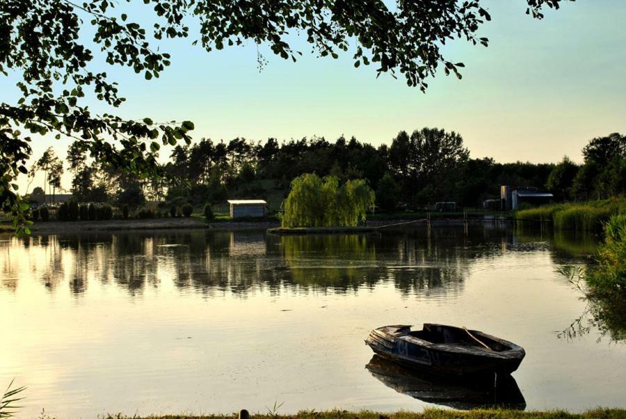Agrowczasy Nad Stawem Βίλα Gartatowice Εξωτερικό φωτογραφία